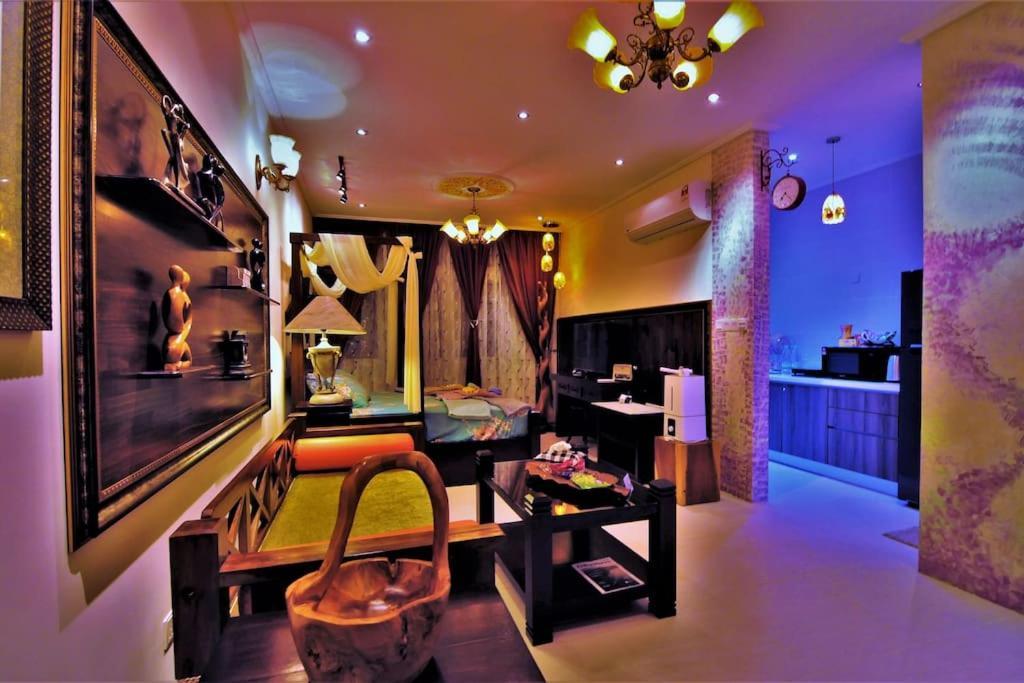 Boutique Studio- Riverine Diamond กูชิง ภายนอก รูปภาพ